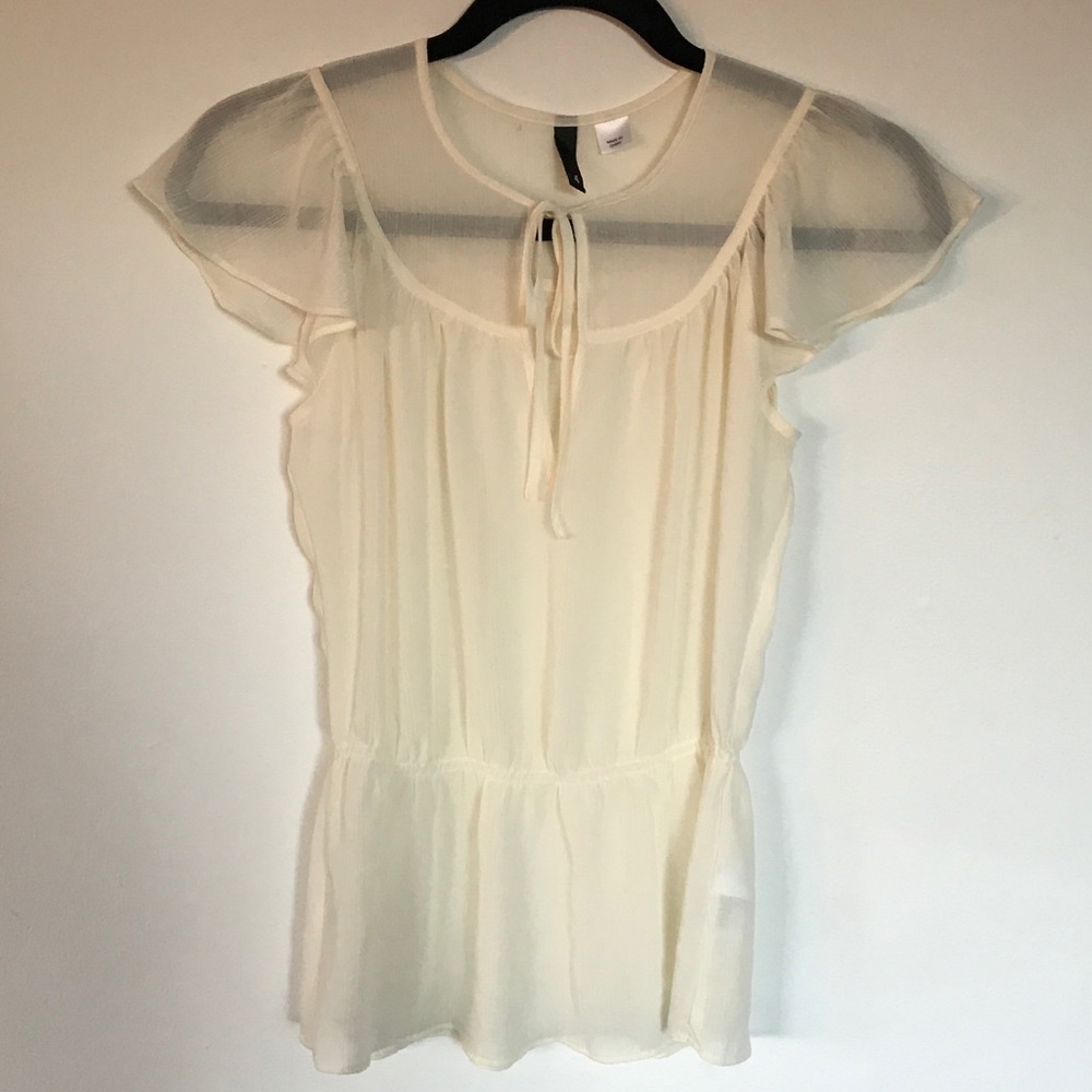 H&M DIVIDED top.